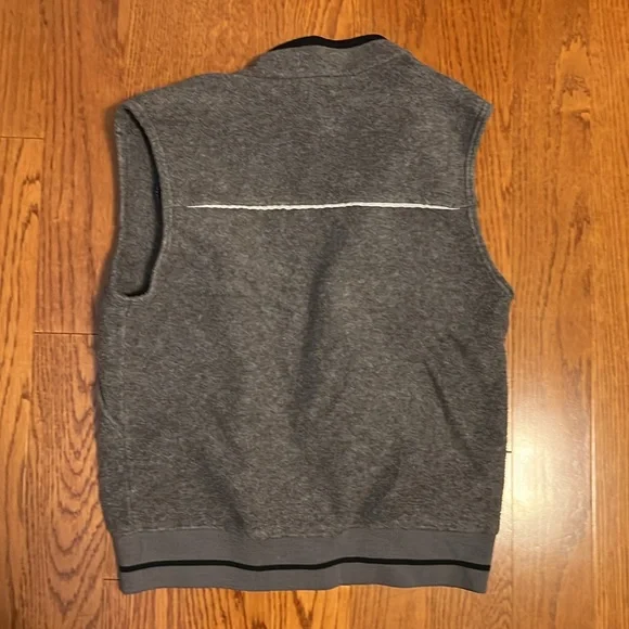 Patagonia Gray Vest - Picture 3 of 7